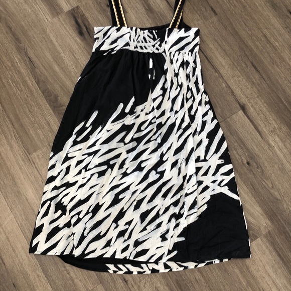 DKNY summer dress 👗 - Picture 2 of 4